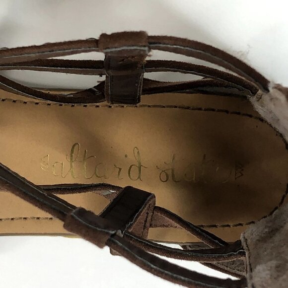 Altard State Women's Sandals Size 9 Brown Shoes with Gold Studs - Picture 4 of 8